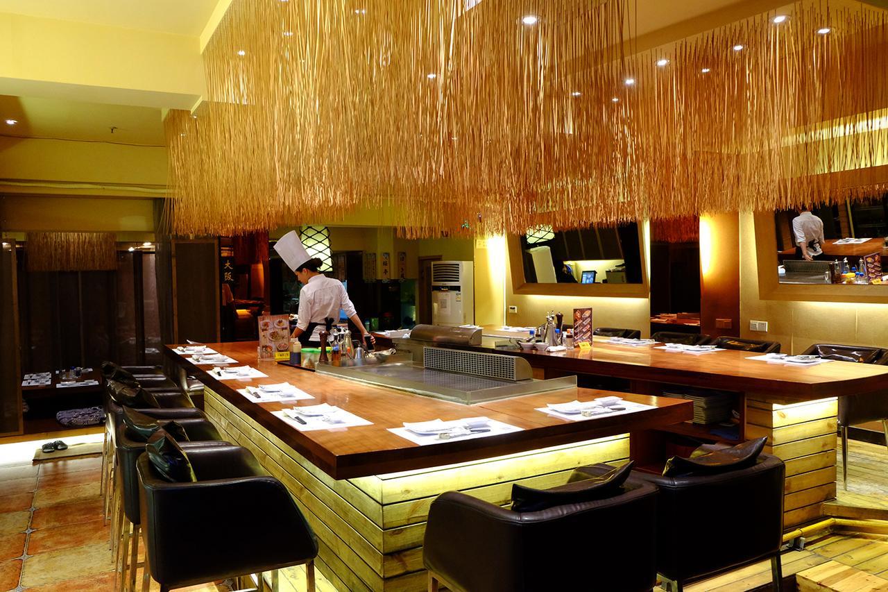 Foshan Jinyin Hotel Экстерьер фото