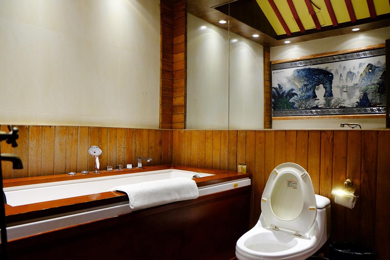 Foshan Jinyin Hotel Экстерьер фото